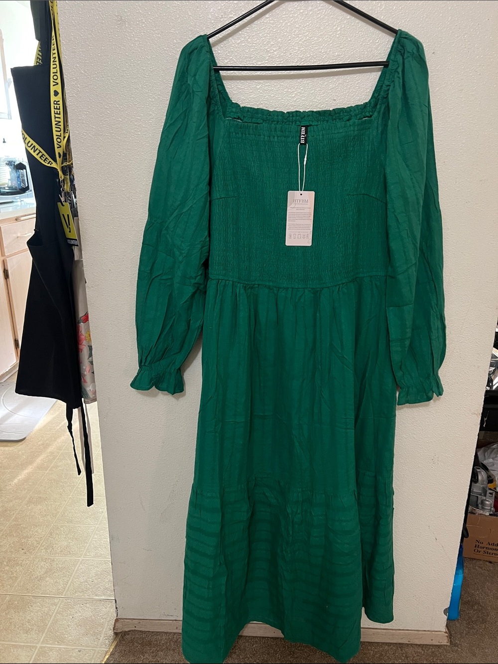 Green Long Sleeve Smocked Midi Dress